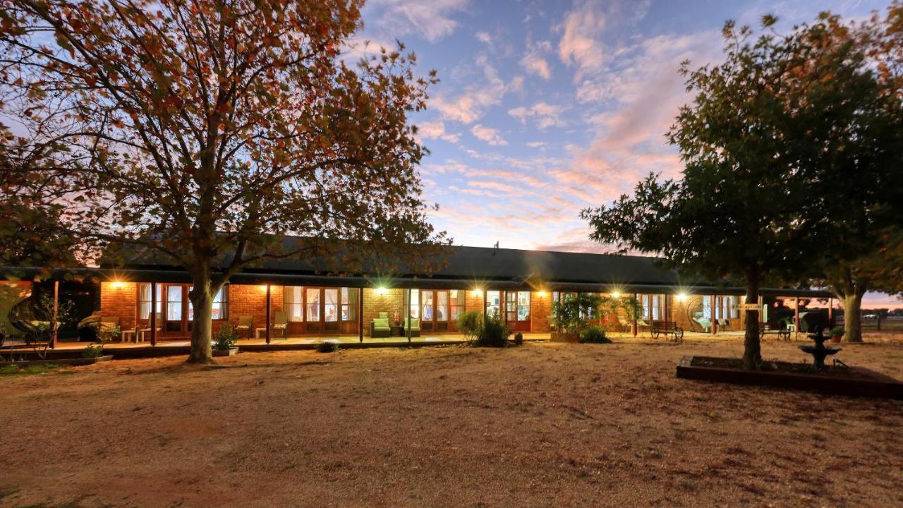The Vineyard Motel Cowra Εξωτερικό φωτογραφία